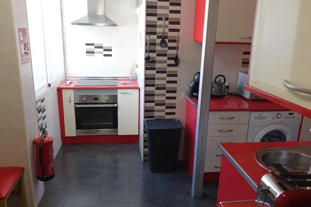 Palomar Mostoles Superhost Con Garaje 5 Pax Εξωτερικό φωτογραφία